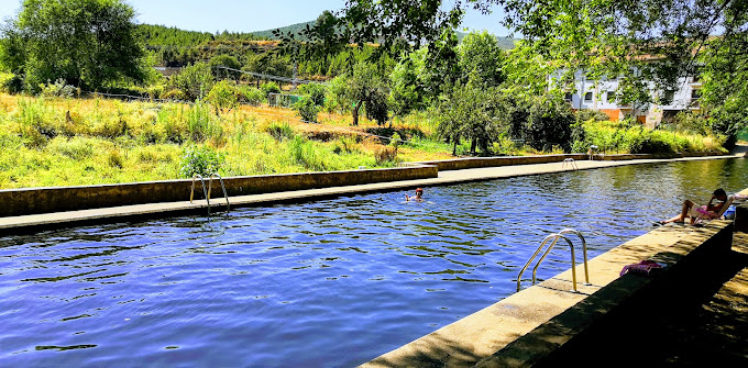 Piscina natural en caminomorisco