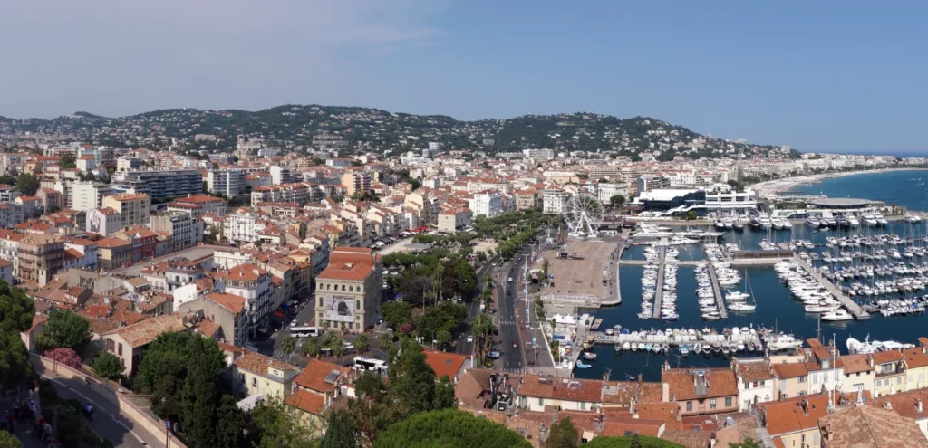 Vista panoramica de Cannes desde la torre de Le Suquet