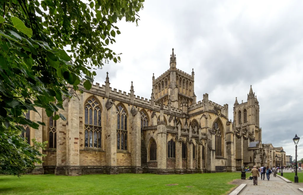 Catedral de Bristol junto a College Green en el centro de la ciudad