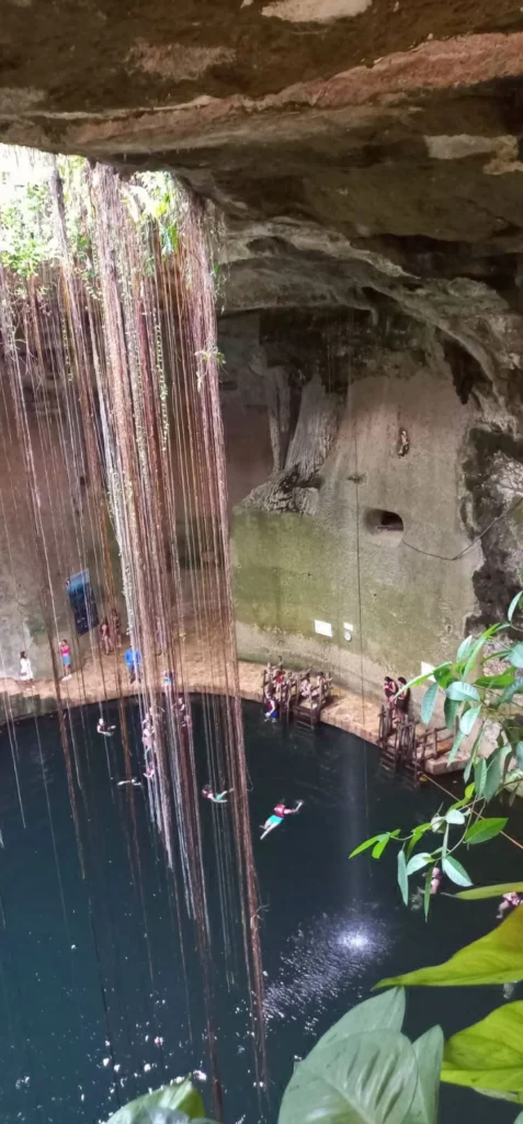 Cenote Ik Kil en Tinum, Yucatán
