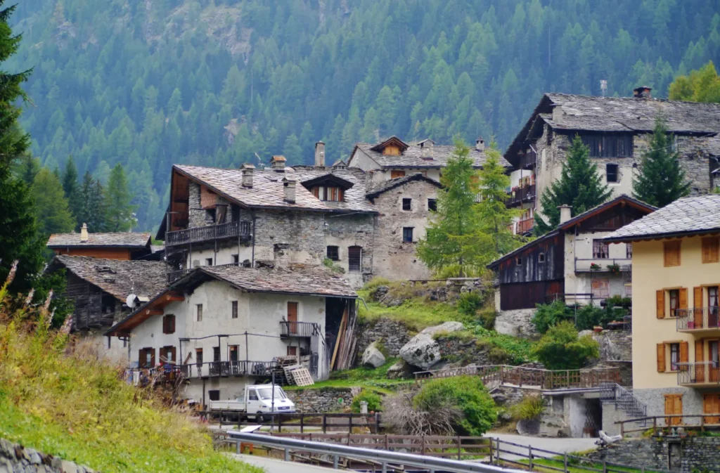 Paisaje del Parque Nacional Gran Paradiso en el Valle de Aosta