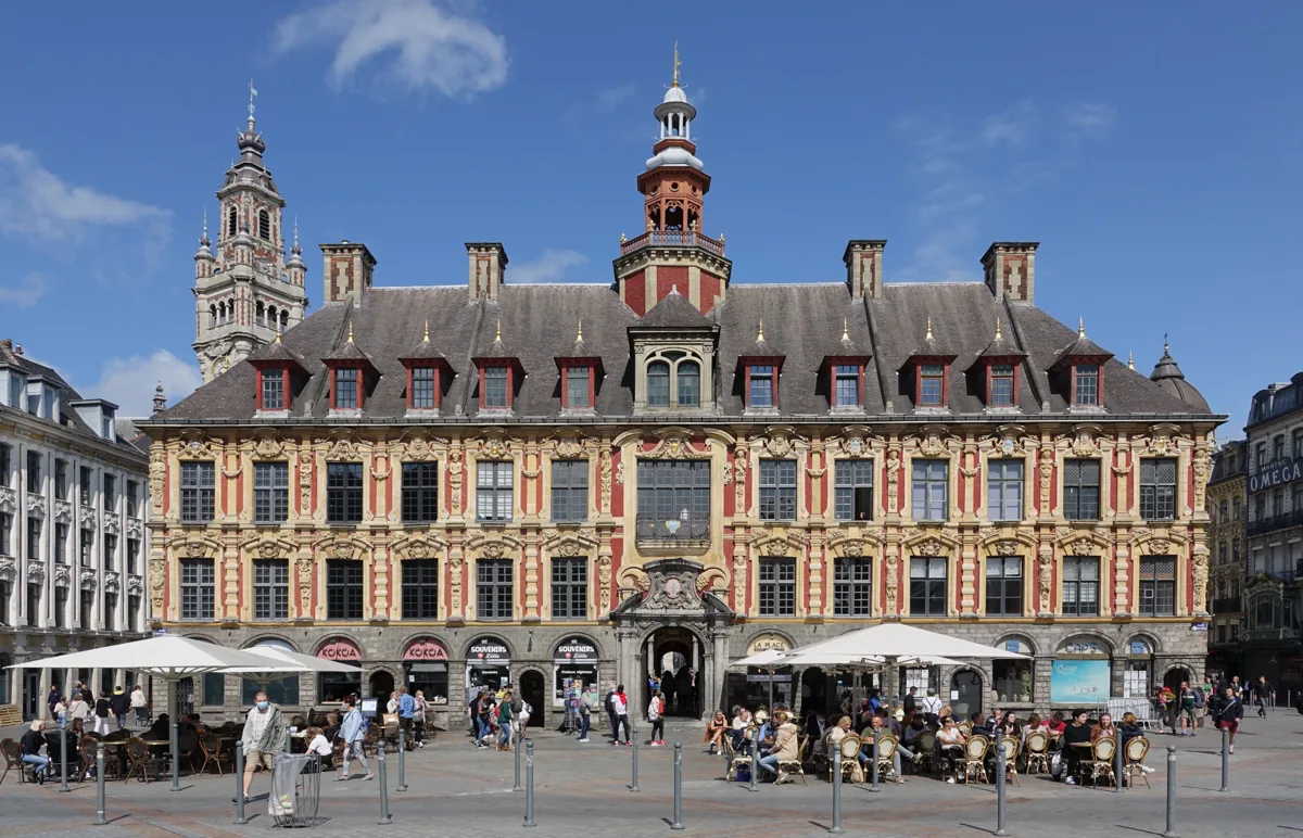 Fachada de la Vieille Bourse de Lille junto a la Grand-Place